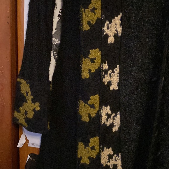 Women’s Tivoli Sweater Coat Made in Ireland - Picture 3 of 6